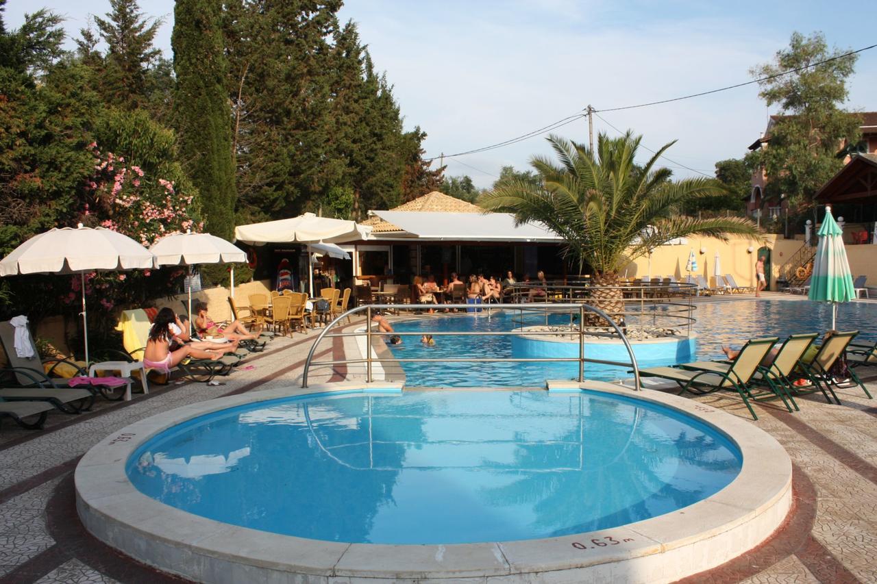 Philippos Hotel Kassiopi Exterior foto